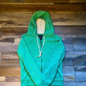 Women’s American Eagle zip up. Size Large.